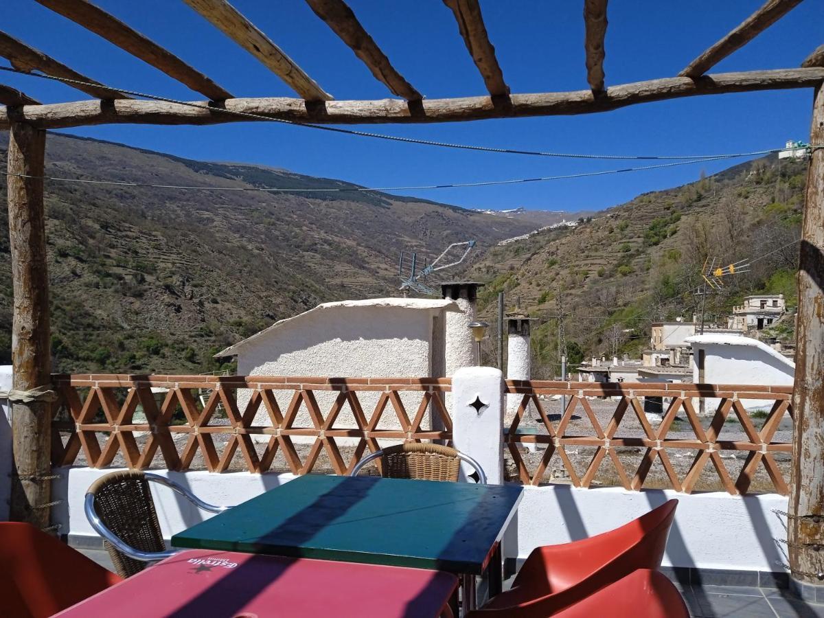 Casa Los Trillizos Pampaneira Extérieur photo